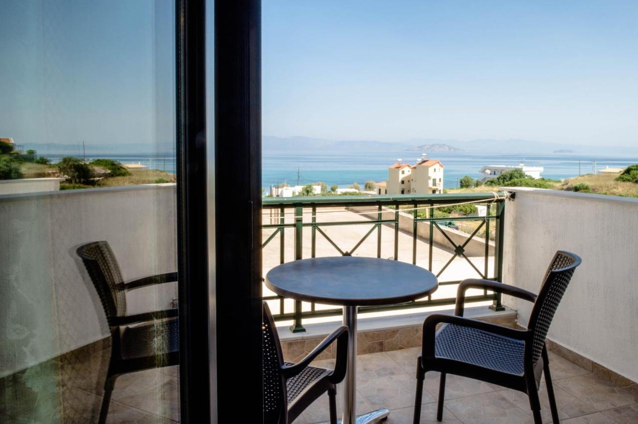 Megalochori  Irides Apartments מראה חיצוני תמונה