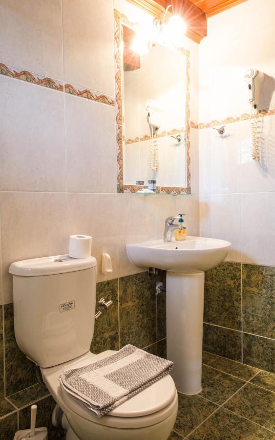 Megalochori  Irides Apartments מראה חיצוני תמונה