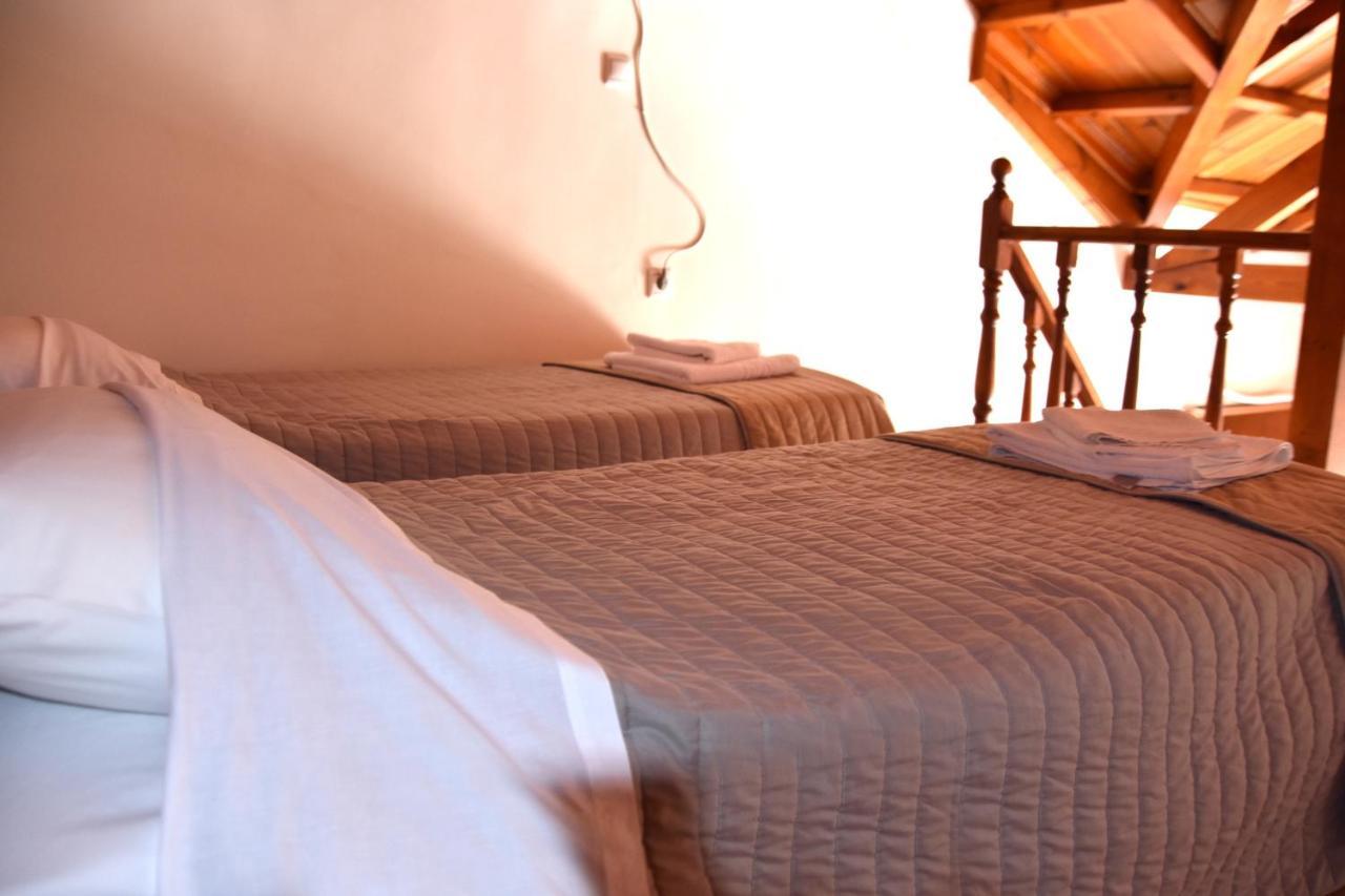 Megalochori  Irides Apartments מראה חיצוני תמונה