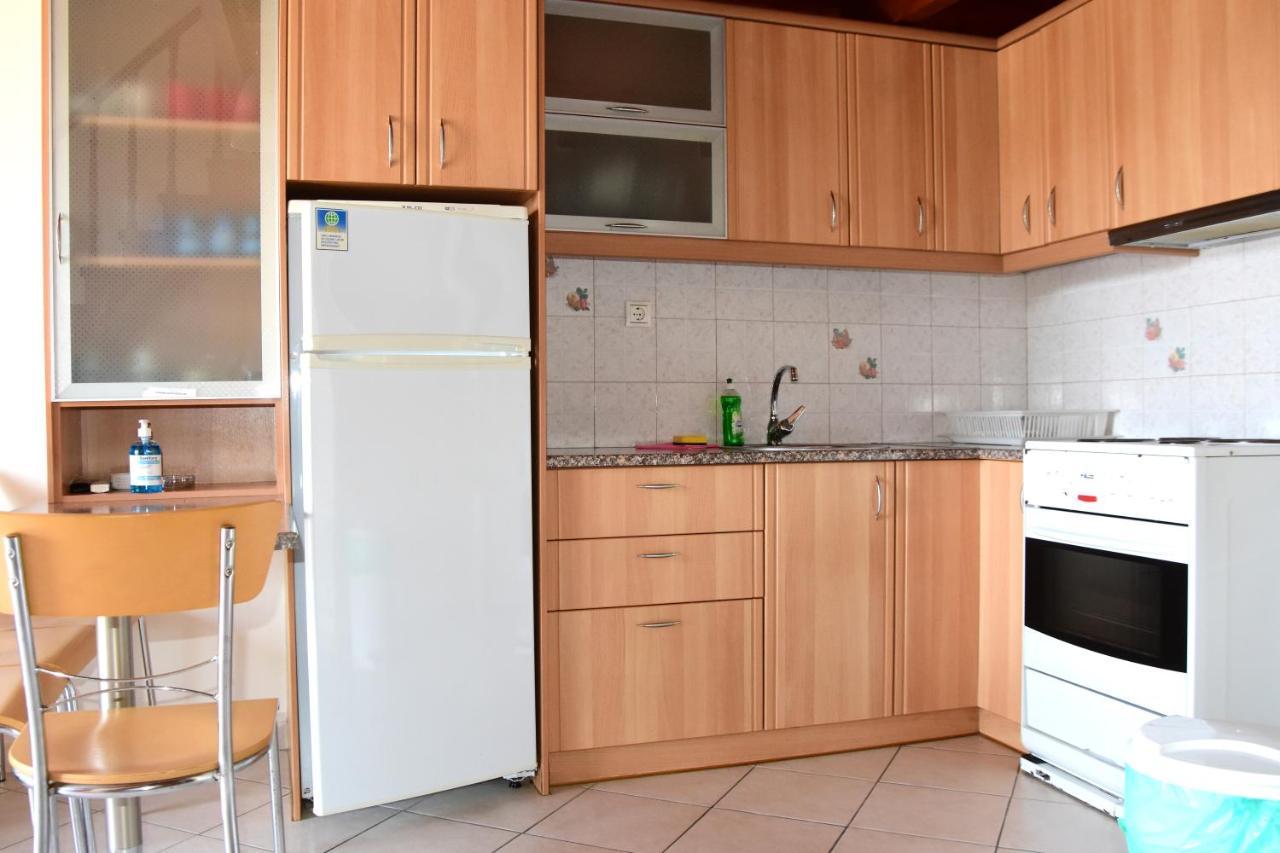 Megalochori  Irides Apartments מראה חיצוני תמונה