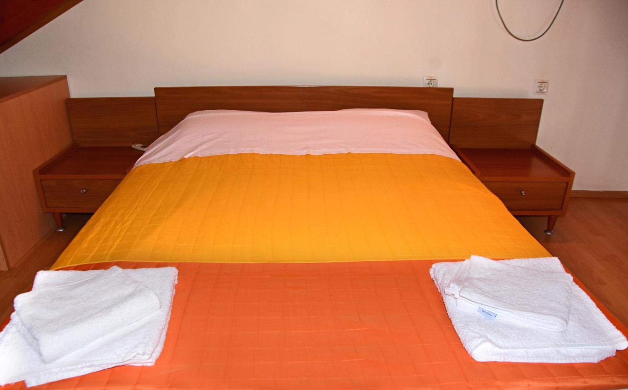 Megalochori  Irides Apartments מראה חיצוני תמונה